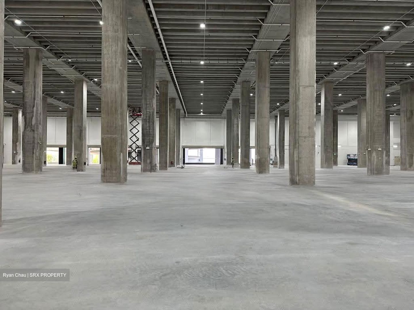 Tech Park Crescent (D22), Warehouse #624603381